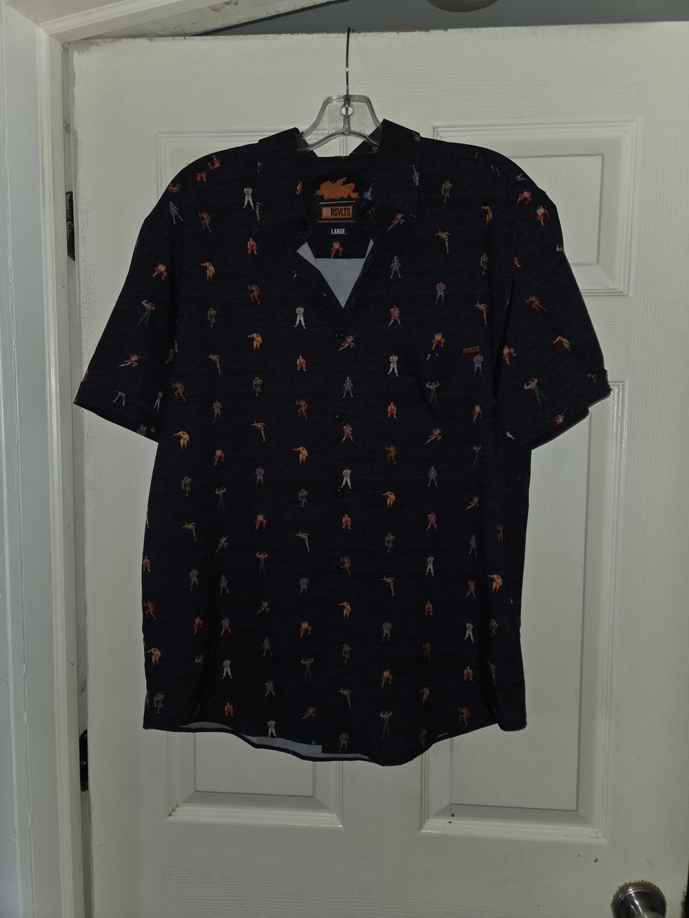 RSVLTS Street Fighter KUNUFLEX Shirt Mens Large- Short Sleeve Button Down